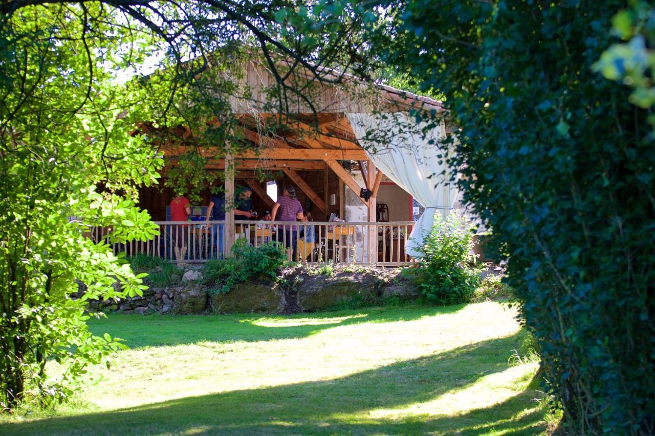 camping de la chagnée Saint-Aubin-le-Cloud Exterior foto